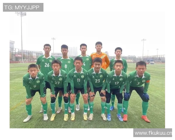 深圳足球队配合实力大幅提升创造历史新高排名引发关注